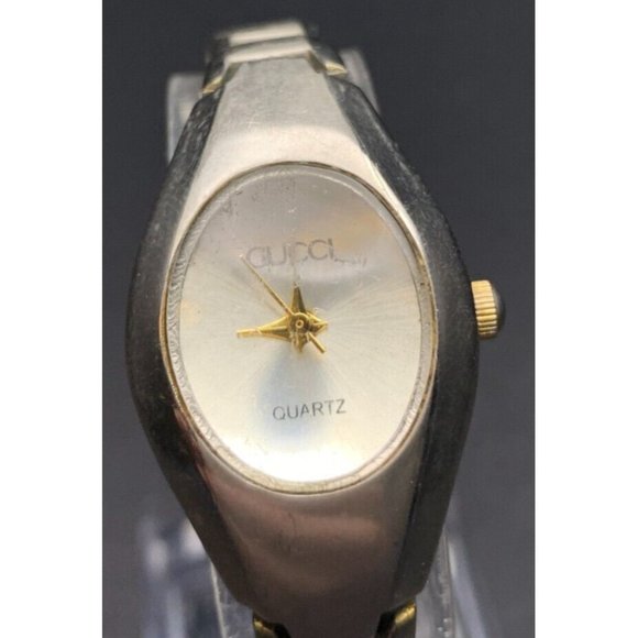 Vintage GUCCI Analog Watch Silver Tone - Untested - May Need Battery or Repair - Picture 3 of 6